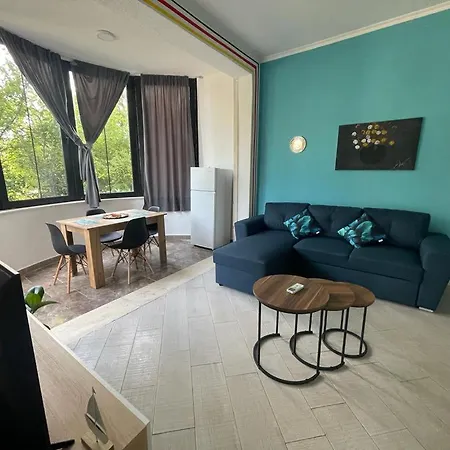 Like Apartment